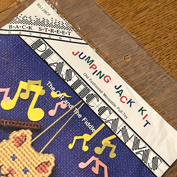 4 New Vintage 1991 Plastic Canvas Old Fashioned Moveable Pull-Toy by Back Street - Picture 4 of 11